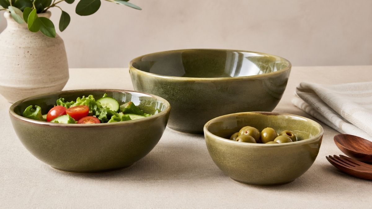 Amazon Basics Glazed Stoneware Serving Bowls: Durable Serveware That Elevates Everyday Dining
